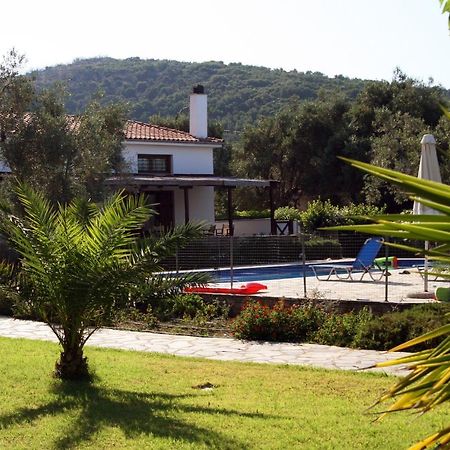 Razi Beach Lefokastro Ngoại thất bức ảnh