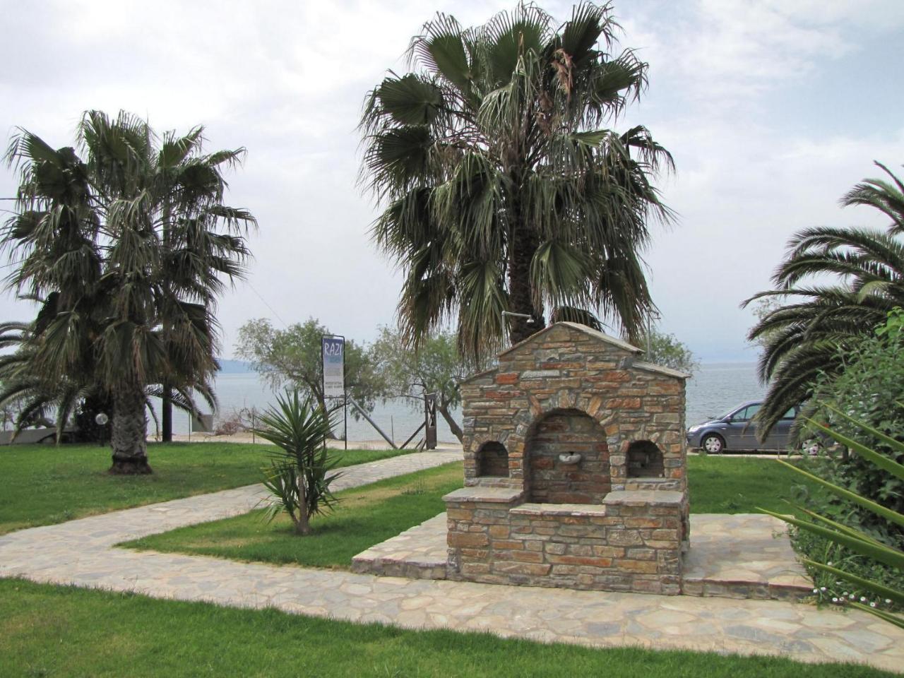 Razi Beach Lefokastro Ngoại thất bức ảnh