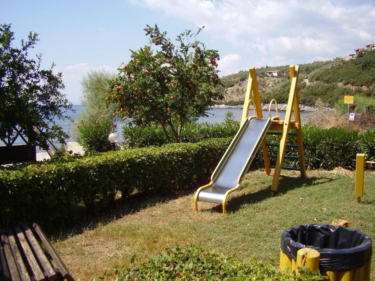 Razi Beach Lefokastro Ngoại thất bức ảnh